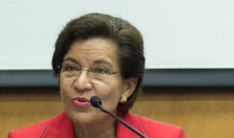 La presidenta de Chile, Michelle Bachelet, da un discurso.