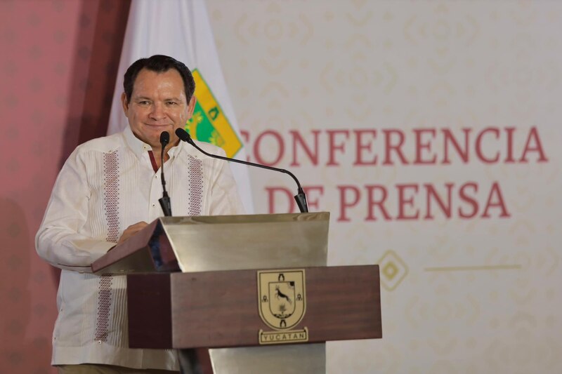 El gobernador de Yucatán, Mauricio Vila Dosal, ofrece una conferencia de prensa.