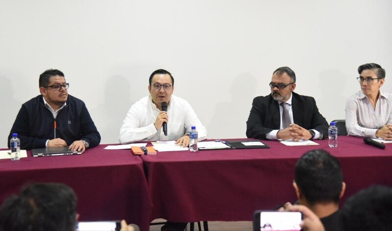Conferencia de prensa sobre la nueva ley de educación