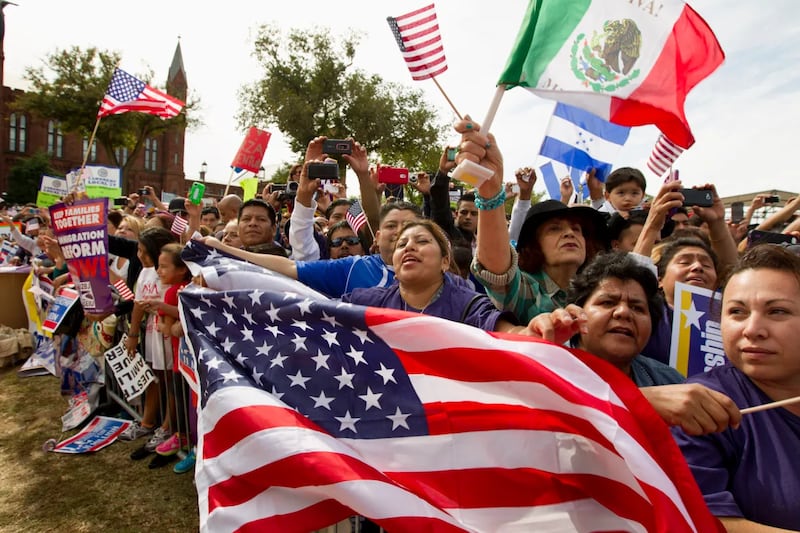 habitantes-latinos-2025
