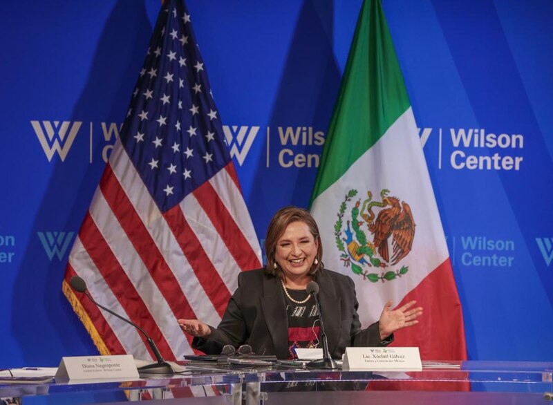 La Embajadora de México en Estados Unidos, Xochitl Gálvez, durante un evento en el Wilson Center en Washington, D.C.