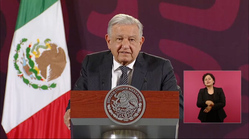 El presidente Andrés Manuel López Obrador da un discurso.