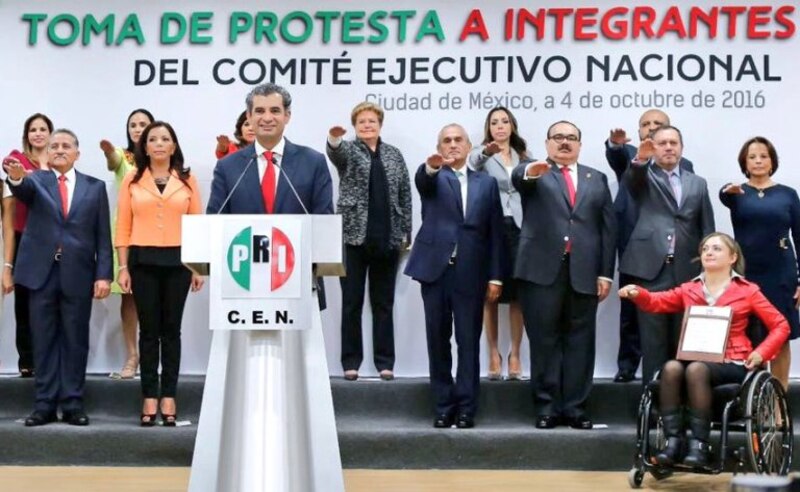 Toma de protesta a integrantes del Comité Ejecutivo Nacional del PRI