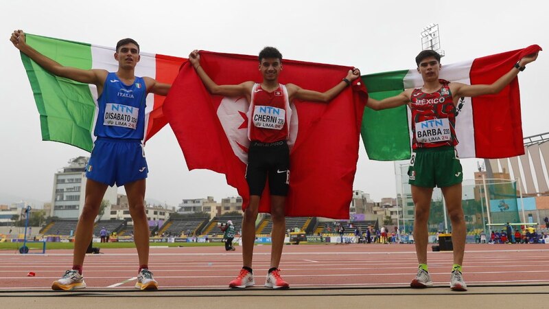 Podio de los 200 metros planos masculinos en el Campeonato Mundial de Atletismo Sub-20 de 2024