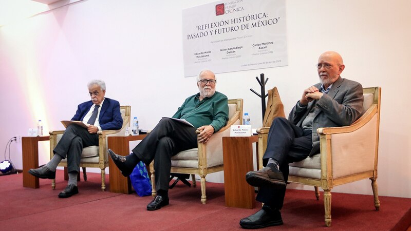 Mesa redonda sobre la historia de México