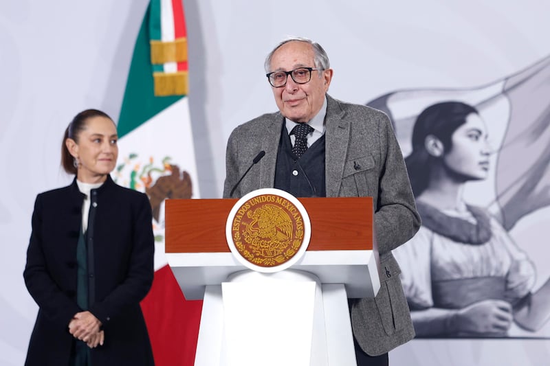 La ENCODAT 2025 reveló que, aunque el alcohol sigue siendo la sustancia más consumida en el país, su uso ha disminuido entre adolescentes, mientras que el consumo de marihuana y cigarros electrónicos va al alza, sobre todo en adultos, en un contexto donde la salud mental de los jóvenes concentra las mayores alertas