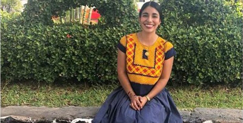 La joven artesana mexicana que conquista el mundo con sus bordados