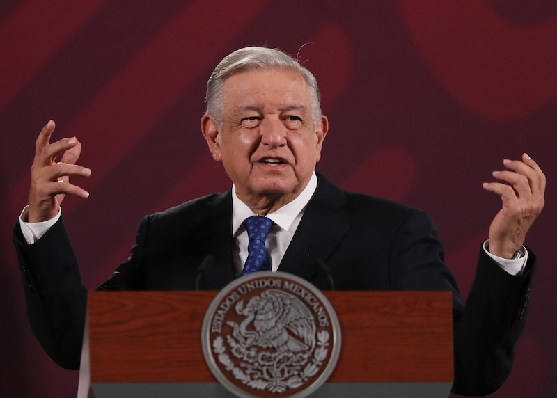 El presidente Andrés Manuel López Obrador da un discurso.