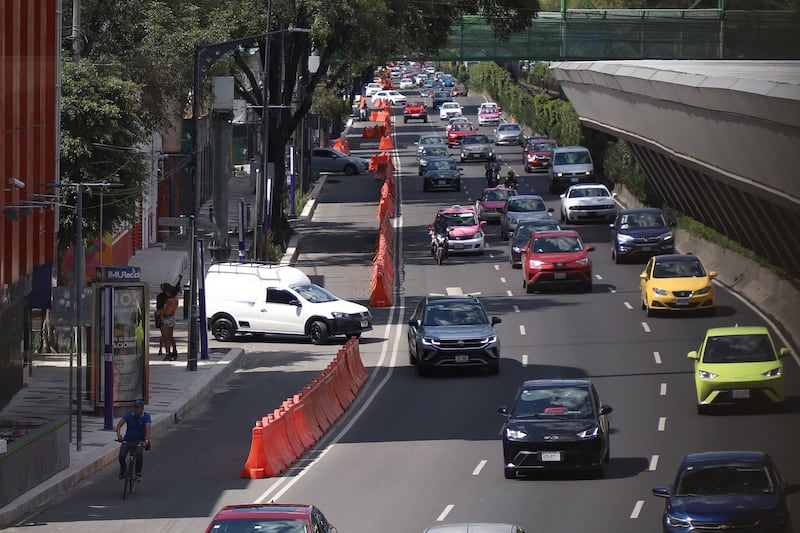 La Secretaría de Obras y la de Movilidad de la capital comenzaron la prueba piloto de la nueva ciclovía que recorrerá Calzada de Tlalpan desde el Zócalo hasta el Estadio Azteca.
