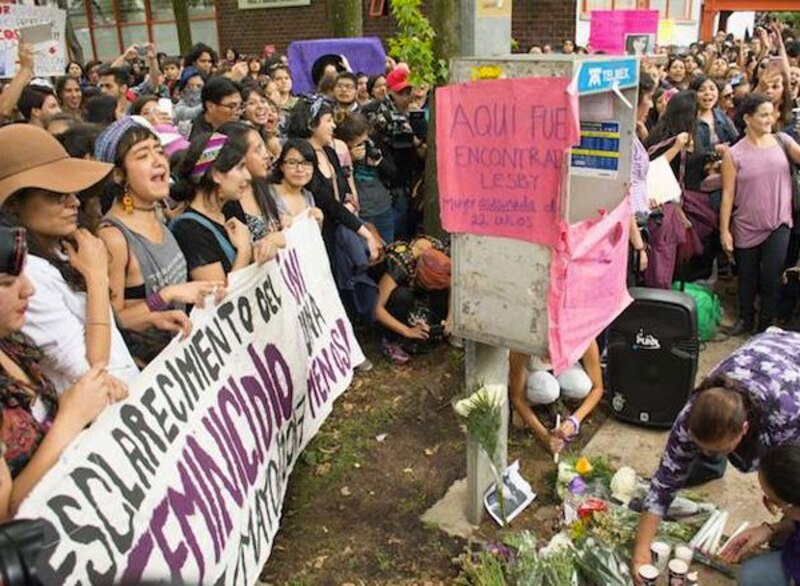 Protesta contra el feminicidio en México