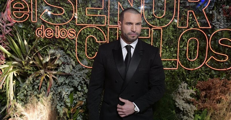 El actor argentino Luciano Castro en la alfombra roja de los Premios Platino 2022