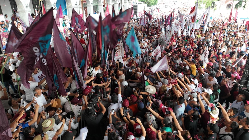 Multitudinaria manifestación en apoyo a Claudia Sheinbaum