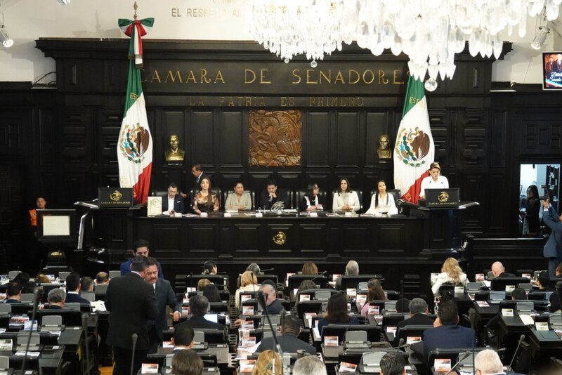 Sesión en la Cámara de Senadores de México