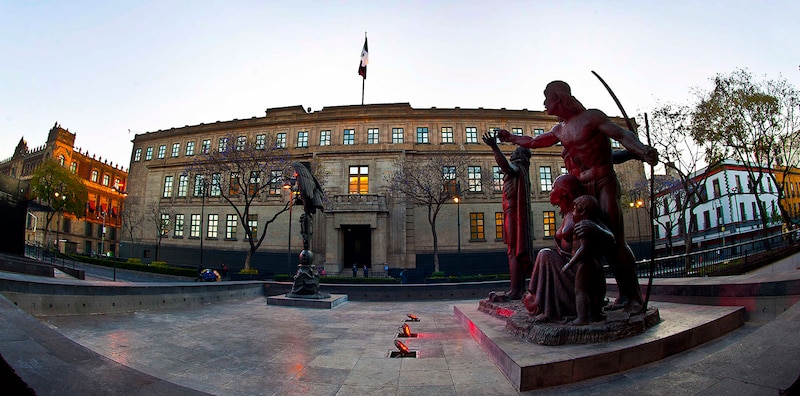 Monumento a Cuauhtémoc