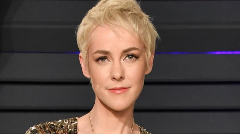 La actriz Michelle Williams luce un nuevo look con el pelo corto