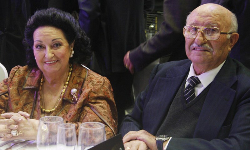 La soprano española Montserrat Caballé y su marido Bernabé Martí.