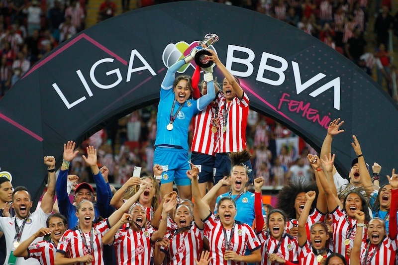 Las campeonas de la Liga BBVA Femenil