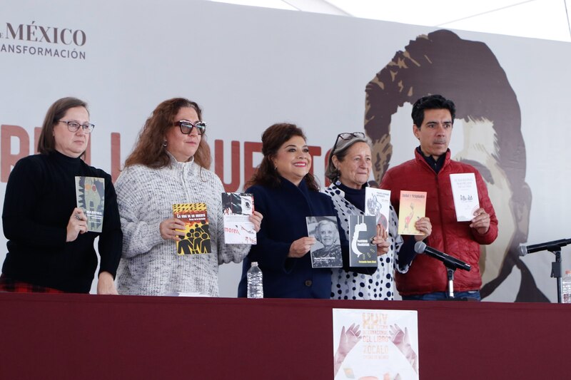 Presentación de libros en la FIL Zócalo 2022