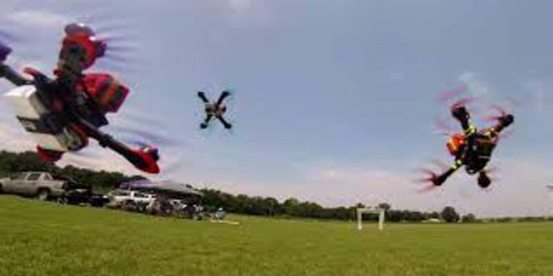Drones en carrera