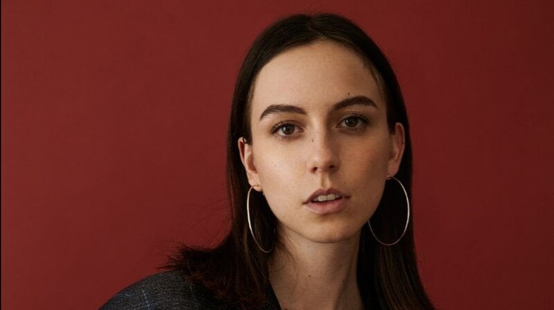 Retrato de una mujer joven