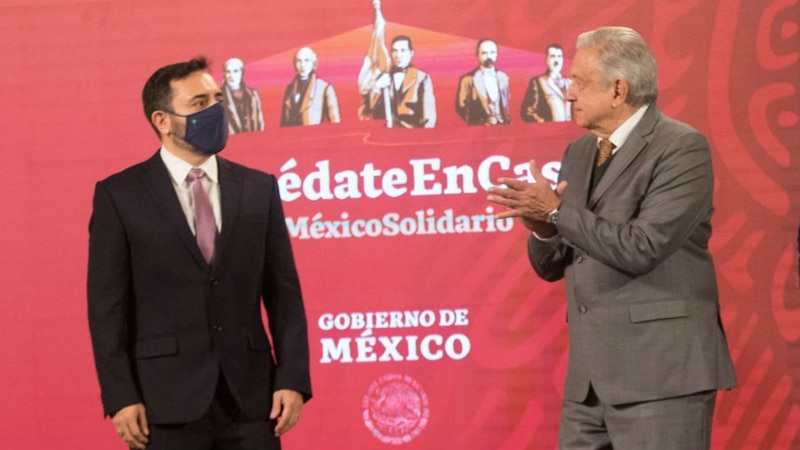 El presidente López Obrador dialoga con el gobernador electo de Nuevo León, Samuel García