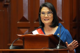 Keiko Fujimori toma la presidencia de Perú con la mira a combatir el crimen y reducir desigualdades