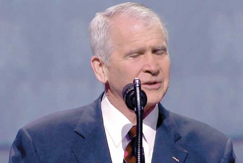 El presidente George W. Bush pronuncia un discurso.