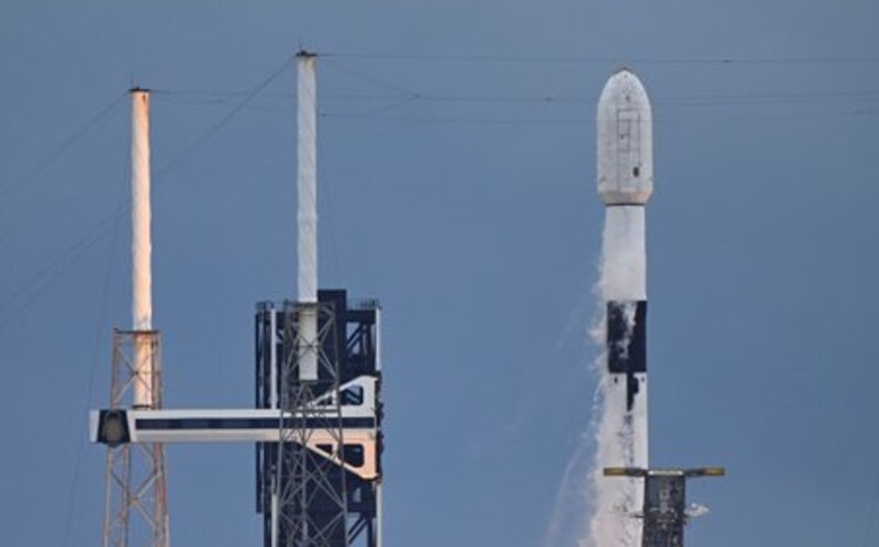 SpaceX Falcon 9 rocket launch