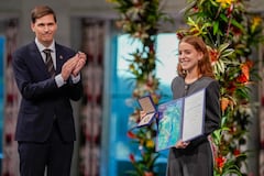 Hija de María Corina Machado recibe el Nobel de la Paz en nombre de la opositora venezolana    