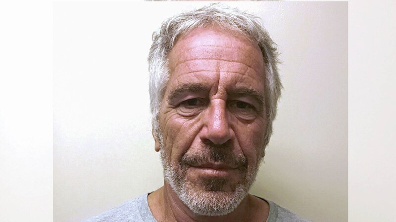 El multimillonario Jeffrey Epstein se suicida en la cárcel