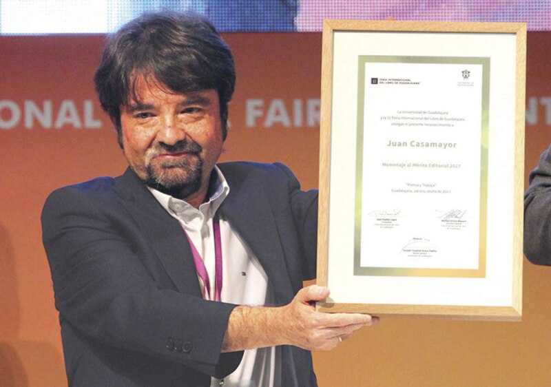 Juan Casamayor recibe el Premio Nacional de Edición 2017