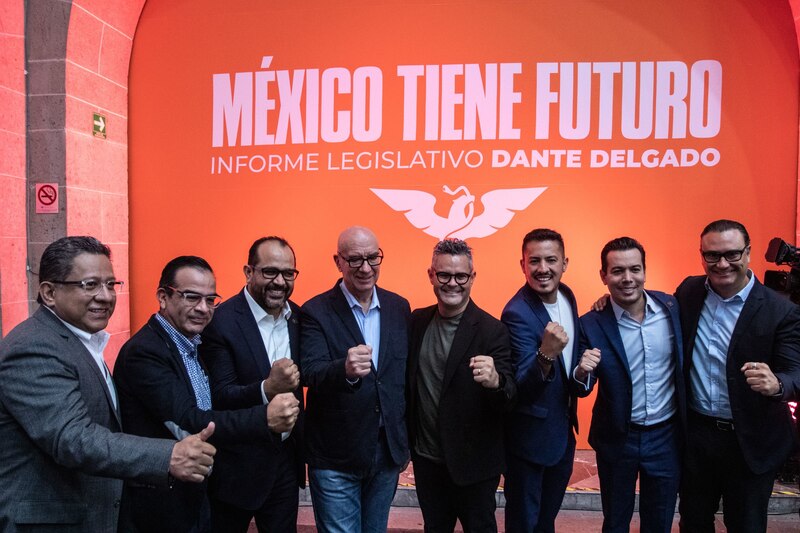 Dante Delgado y diputados de Movimiento Ciudadano