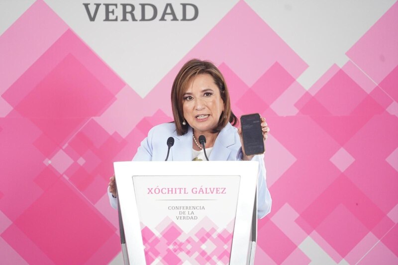 Xóchitl Gálvez, candidata a la gubernatura de Morelos por la coalición "Va por México", durante un mitin de campaña.