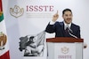 ISSSTE lanza estrategia para reducir rezago quirúrgico en cataratas, rodillas y urología