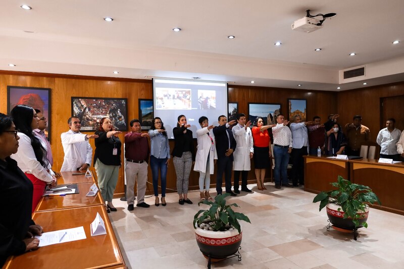 Taller sobre lenguaje de señas para el personal de salud