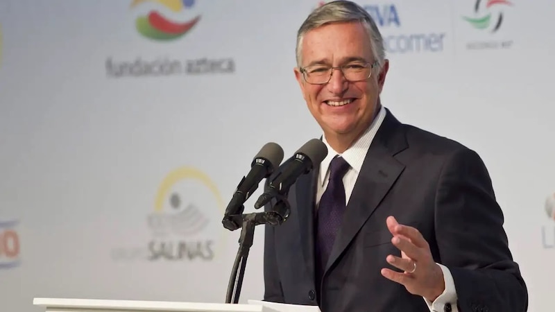 El presidente de Telefónica, José María Álvarez-Pallete, durante una rueda de prensa.