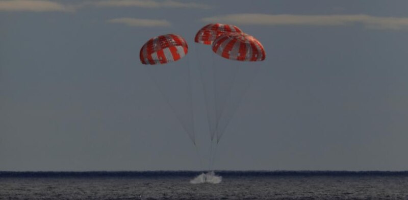 Cápsula de SpaceX ameriza en el océano Atlántico