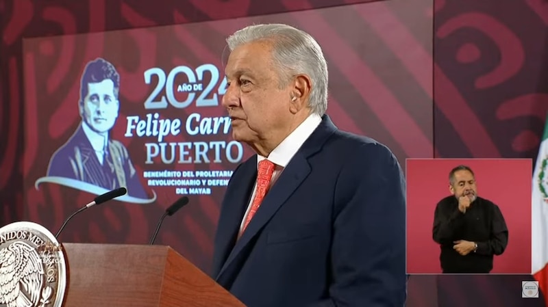 El presidente Andrés Manuel López Obrador encabeza la ceremonia del 106 aniversario de la Constitución de 1917