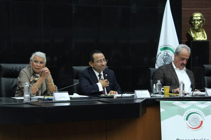 Reunión de trabajo en el Senado de la República