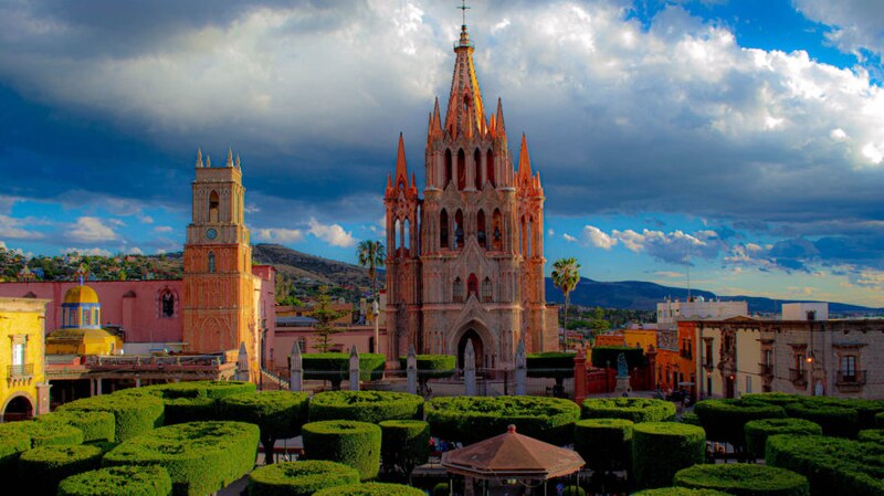 Parroquia de San Miguel Arcángel, en Guanajuato, México