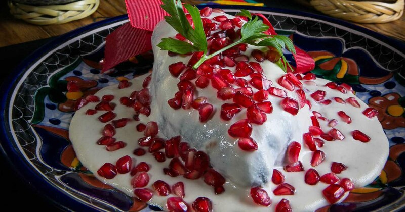Chiles en nogada