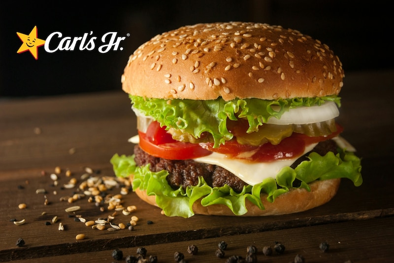 Este 2025 volverá a darse la viral promoción de hamburguesas a 1 peso en la compra de un combo.