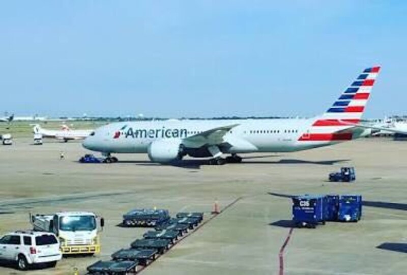 American Airlines Boeing 787-9 Dreamliner en el aeropuerto