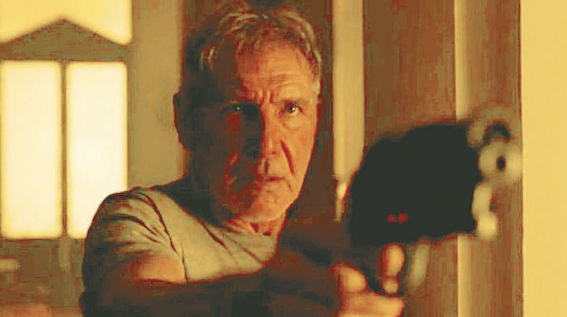 Han Solo apunta con su pistola
