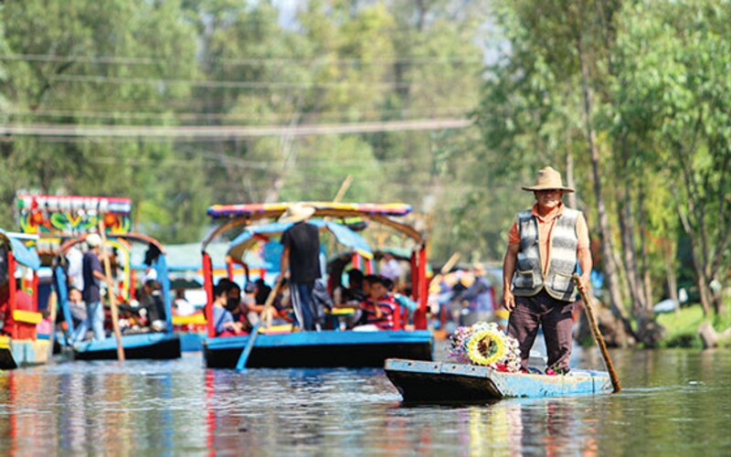 Paseo en trajinera por Xochimilco