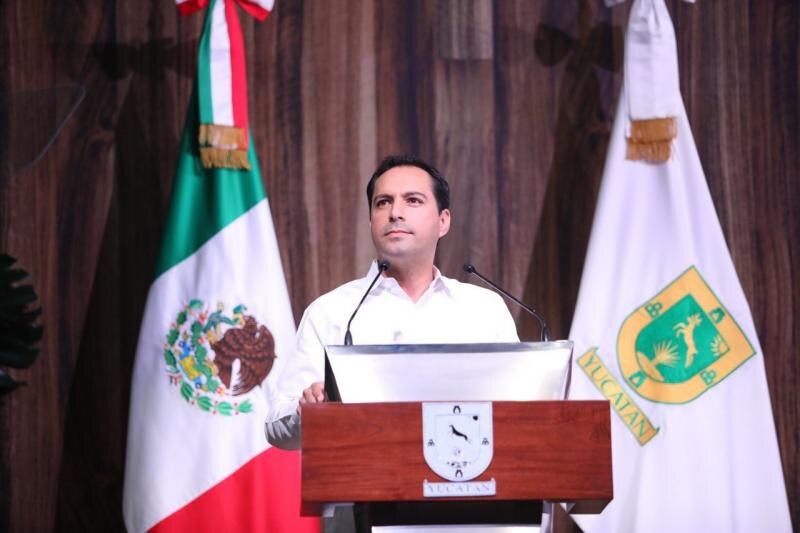El gobernador de Yucatán, Mauricio Vila Dosal, durante su discurso en la toma de protesta de los nuevos integrantes del Consejo Coordinador Empresarial de Yucatán.