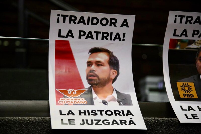 ¡Traidor a la patria!