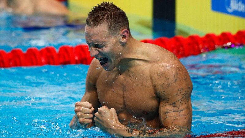 El nadador australiano James Magnussen celebra su victoria en los 100 metros libres en los Juegos Olímpicos de Londres 2012.