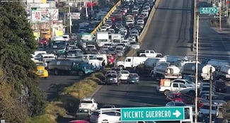 Megabloqueos de transportistas paralizan autopistas del Valle de México