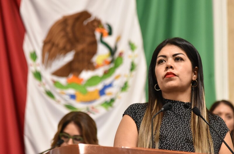 La diputada mexicana, María Clemente García, durante una sesión en el Congreso de la Unión.
